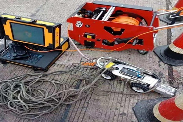 江都CCTV管道检测机器人