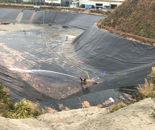 江都废水池清理